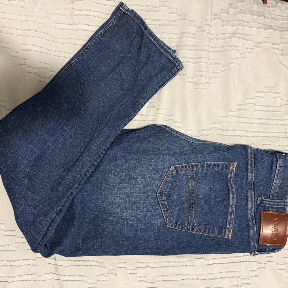 Hollister Men's Dark Blue Slim Straight Jeans